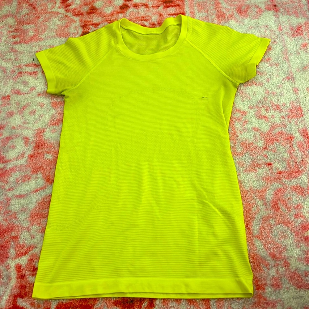 Lululemon swiftly size 4